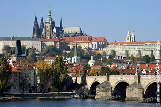 В Праге обвинили Россию в желании «уничтожить» Чехию