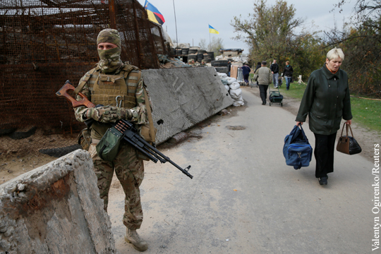 Что означает введение военного положения на Украине?