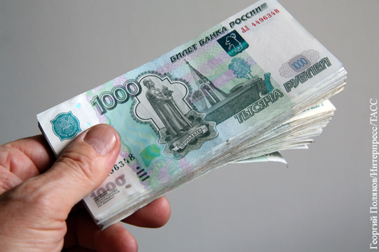 Банки начали требовать объяснения переводов в пределах 1 тыс. рублей
