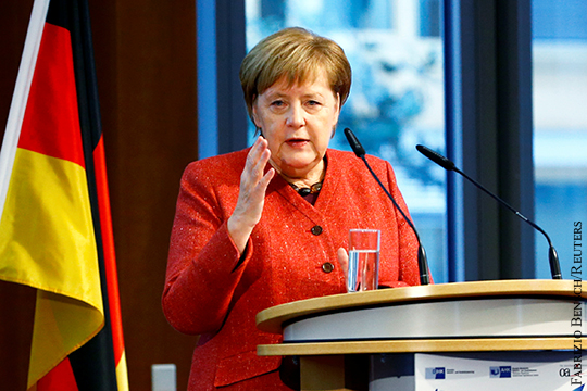 Меркель потребовала от Киева «умного подхода» к инциденту в Черном море