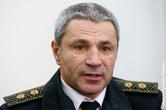 Командующего ВМС Украины назвали танкистом в морской форме
