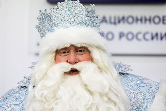 Дед Мороз предложил продавать европейцам «кремлевский снег»