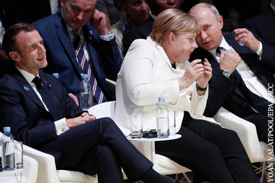 Лавров: Путин на пальцах объяснил Макрону и Меркель инцидент с Украиной