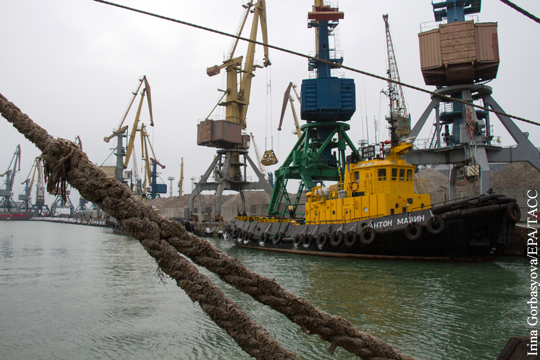 Украинский порт теряет клиентов из-за провокации Киева у берегов Крыма