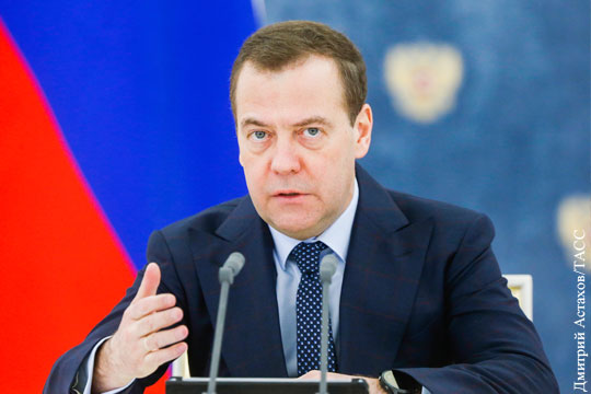Медведев подвел экономические итоги года