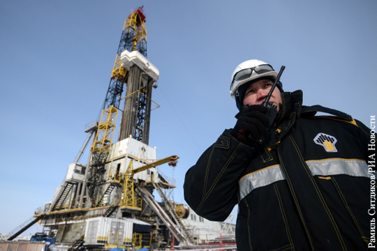 ОПЕК согласилась на постепенное снижение добычи нефти Россией