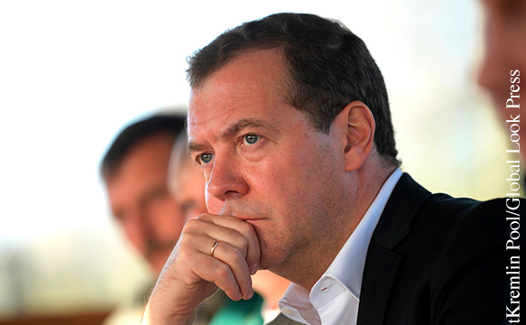 Медведев утвердил снижение квоты на иностранную рабочую силу