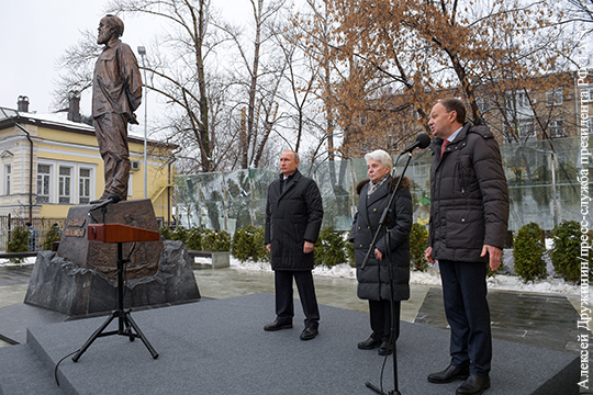 В Москве никогда не поставят памятник Каспарову 