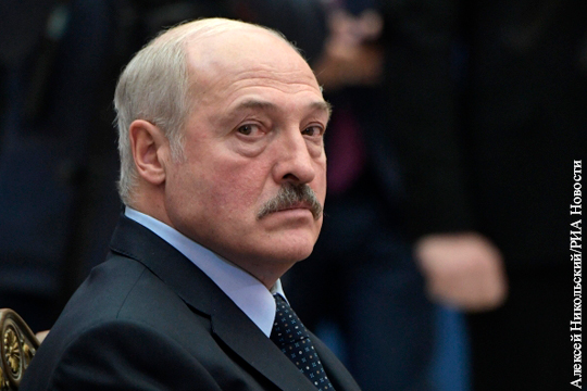 Лукашенко обиделся на заявления, что Россия кормит Белоруссию