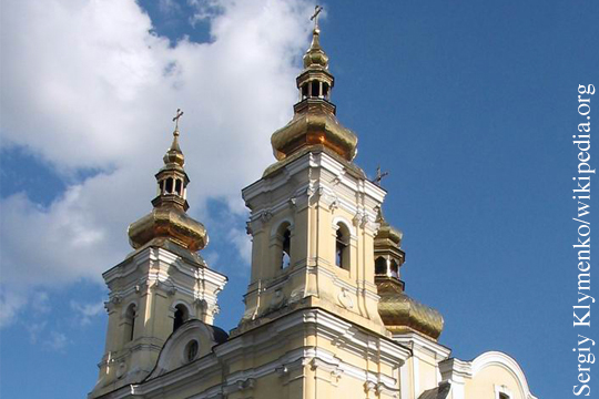 Собор канонической УПЦ на Украине захвачен неизвестными