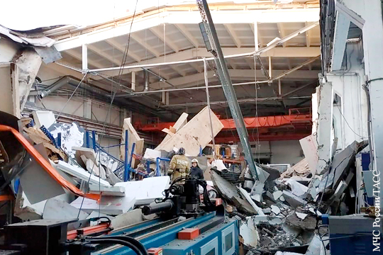 Возросло число погибших при обрушении крыши здания в Подмосковье