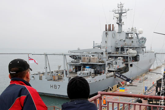 В США посмеялись над отправкой корабля ВМС Британии в Черное море