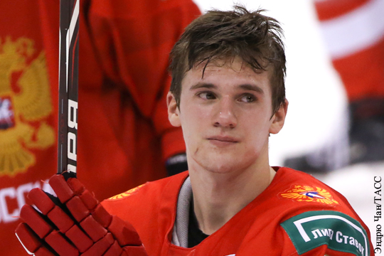 Капитан молодежной сборной России по хоккею извинился за поведение после матча с США