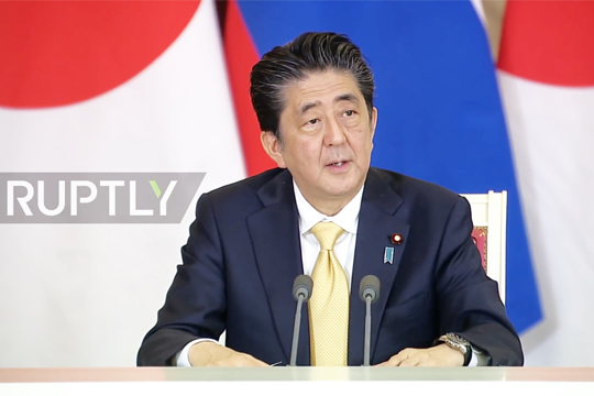 Абэ посулил США выгоду от мирного договора России с Японией