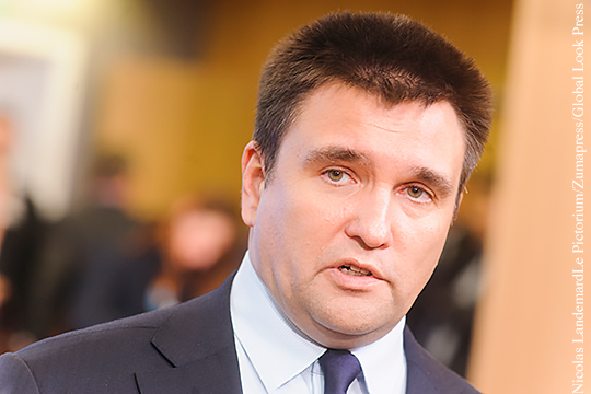 Глава МИД Украины призвал ввести постоянный запрет на въезд мужчин из России