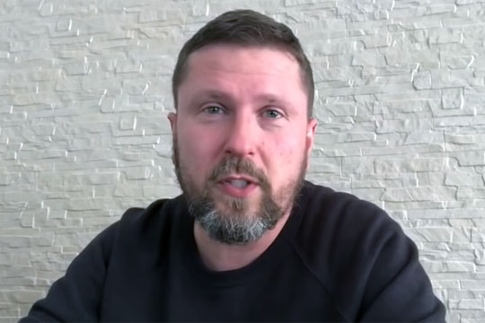 Анатолий Шарий: Из задержанных украинских моряков создают новых «Надежд Савченко»
