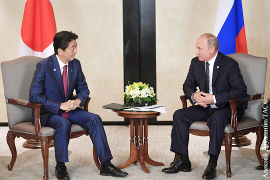 Абэ пообещал «как следует» обсудить вопросы мирного договора