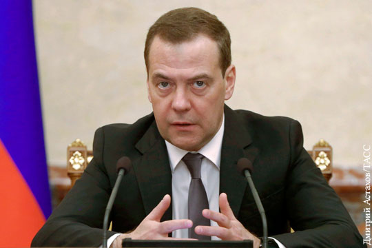 Медведев резко раскритиковал Роскосмос