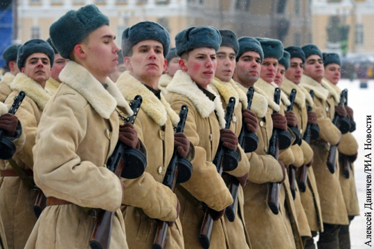 В Петербурге начался военный парад в годовщину снятия блокады