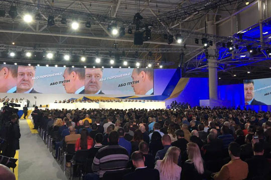 Порошенко необдуманно предложил Украине выбрать между собой и Путиным