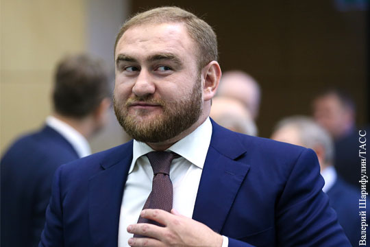 Сенатор от Карачаево-Черкесии задержан в зале заседаний Совфеда