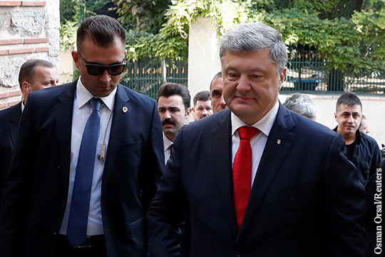 На Украине заявили о предотвращении 11 покушений на Порошенко за год