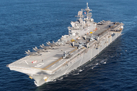 Появились сведения о планах США перебросить в Японию новейший десантный корабль
