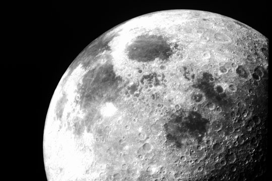 В России задумались о присоединении территории Луны