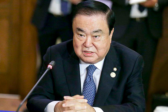Глава парламента Южной Кореи отказался извиняться перед императором Японии