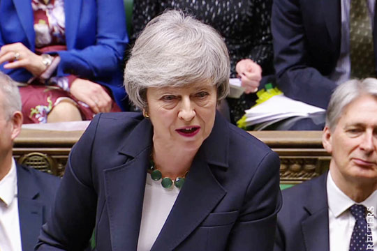 Британский парламент проголосовал против планов Мэй по Brexit