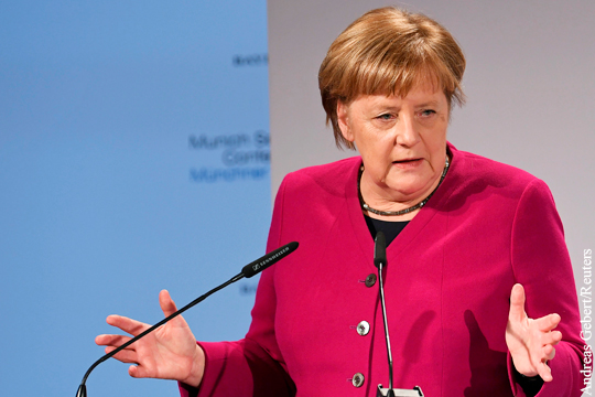 Меркель высказалась против разрыва отношений с Россией