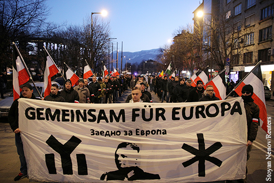 Неонацисты устроили факельное шествие в Софии