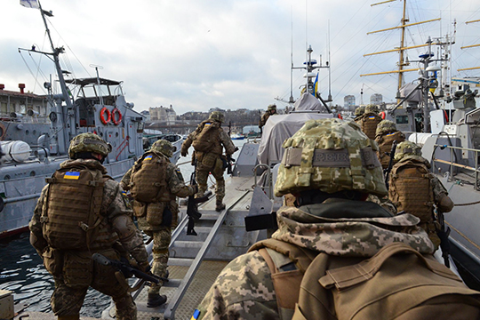 Украинская армия провела учения на берегу Азовского моря с применением боевой авиации