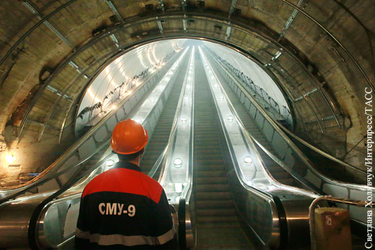 Беглов поручил ввести в эксплуатацию три новых станции метро Петербурга