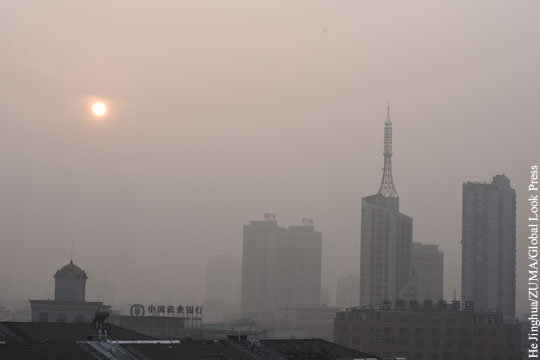 Власти Китая пообещали, что небо «снова станет голубым»