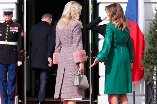 Трамп и премьер Чехии «забыли» жен на пороге Белого дома