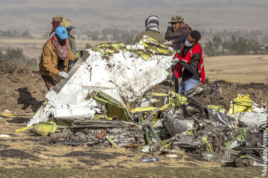 Найдены черные ящики разбившегося самолета Ethiopian Airlines