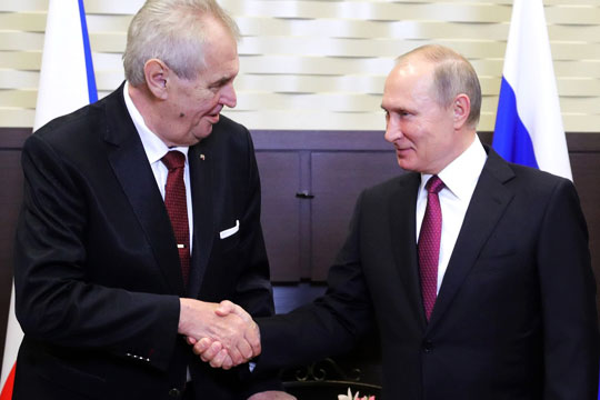 Президент Чехии признал воссоединение Крыма и России свершившимся фактом