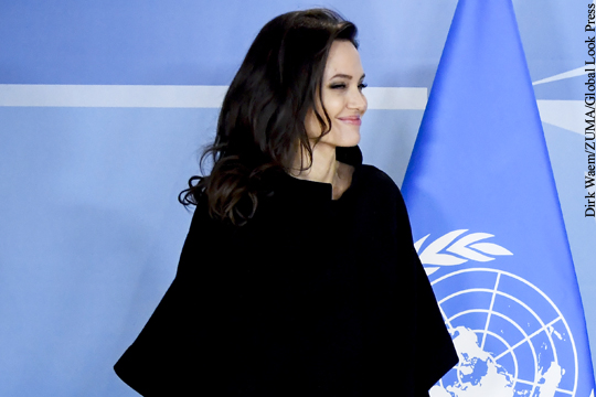 Анжелина Джоли предложила увеличить число женщин среди миротворцев ООН