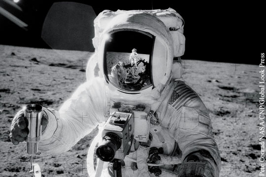 Роскосмос отказался признавать главенство США в исследовании Луны