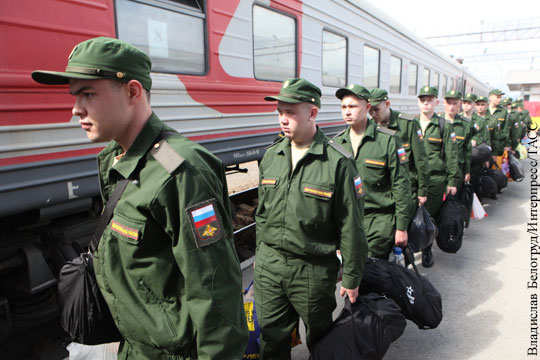 Путин заявил о постепенном отказе от призыва в армию