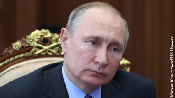 Путин предложил Макрону помощь в восстановлении Нотр-Дам-де-Пари