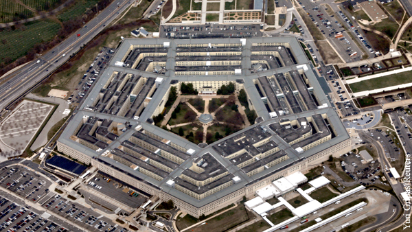 Пентагон начал разработку военных решений против «влияния России» в Венесуэле