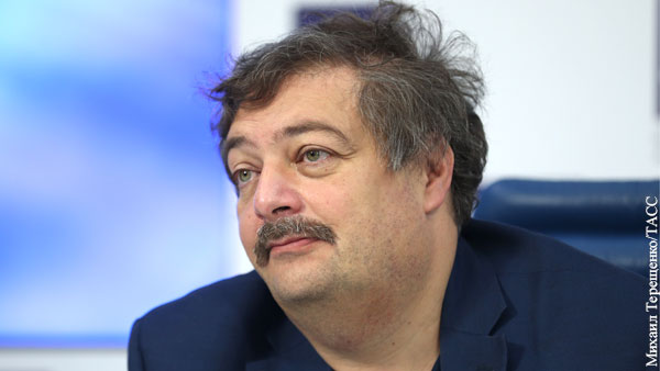 Писатель Дмитрий Быков впал в кому
