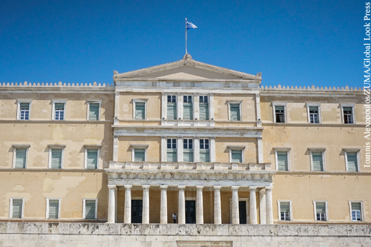 Парламент Греции потребовал от Германии сотни миллиардов евро репараций
