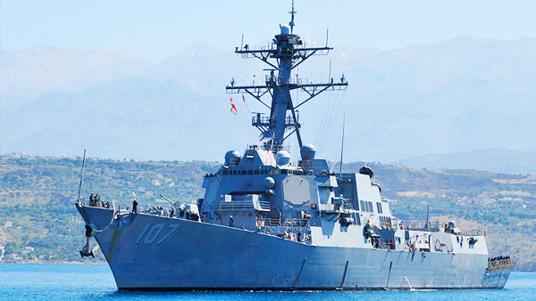 Морская группа НАТО во главе с эсминцем США вошла в Балтийское море