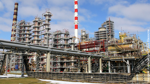 В поломке на белорусском НПЗ обвинили российскую нефть
