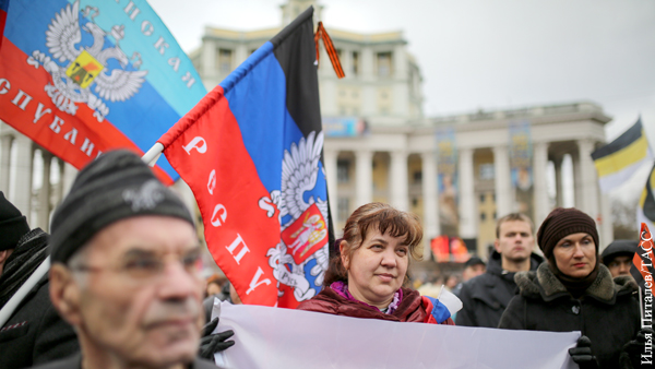 Политика: Зеленский подтолкнул Россию к важнейшему решению по Донбассу