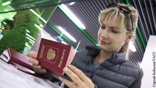 Немецкий эксперт оценил решение Путина дать паспорта жителям Донбасса