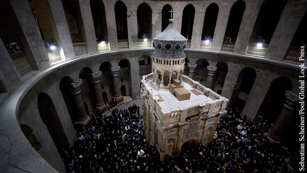 Священников ПЦУ не допустили к службе в храме Гроба Господня в Иерусалиме